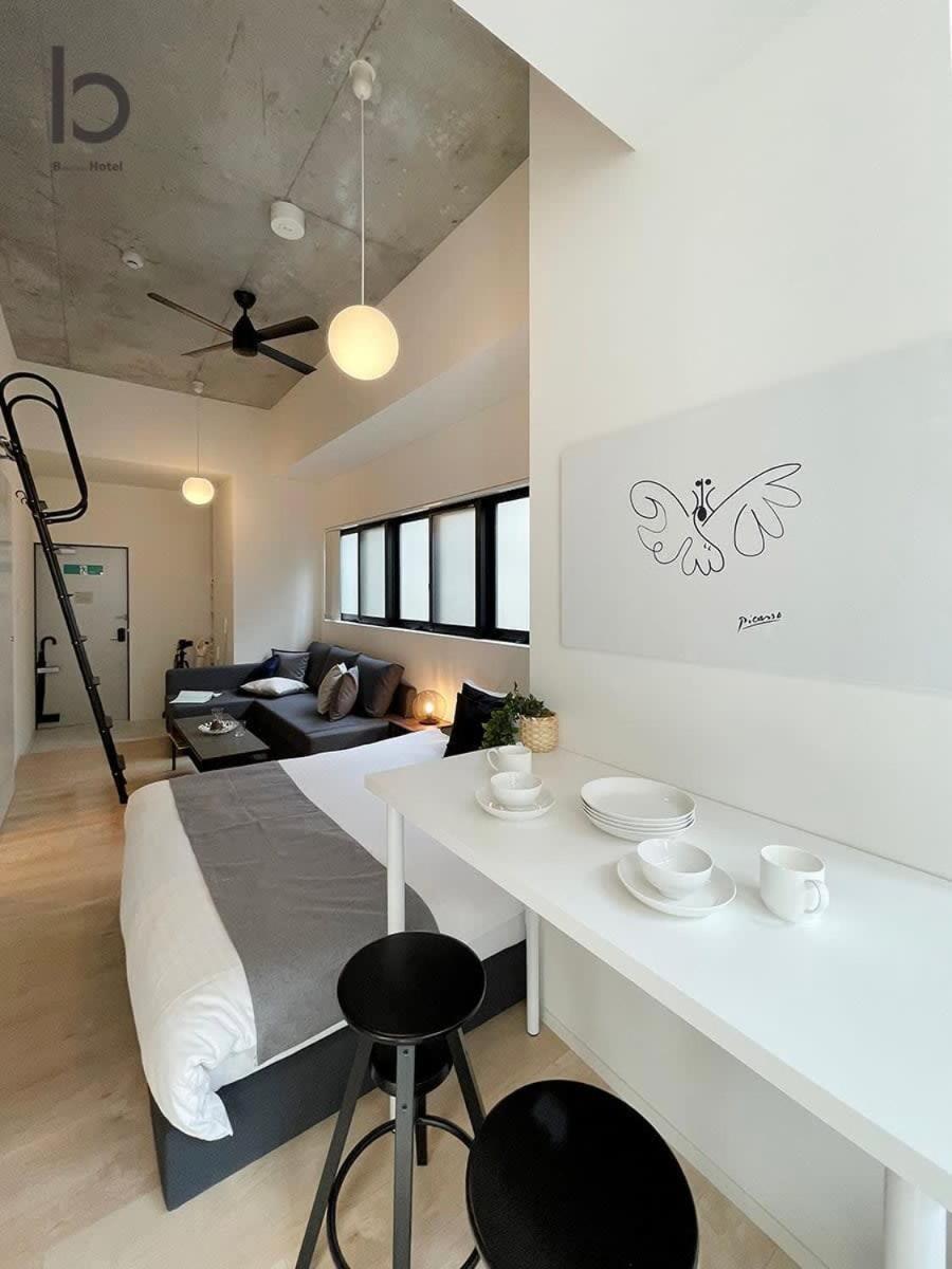 הירושימה Bhotel Nekoyard - Stylish Loft Studio Steps From Peace Park מראה חיצוני תמונה