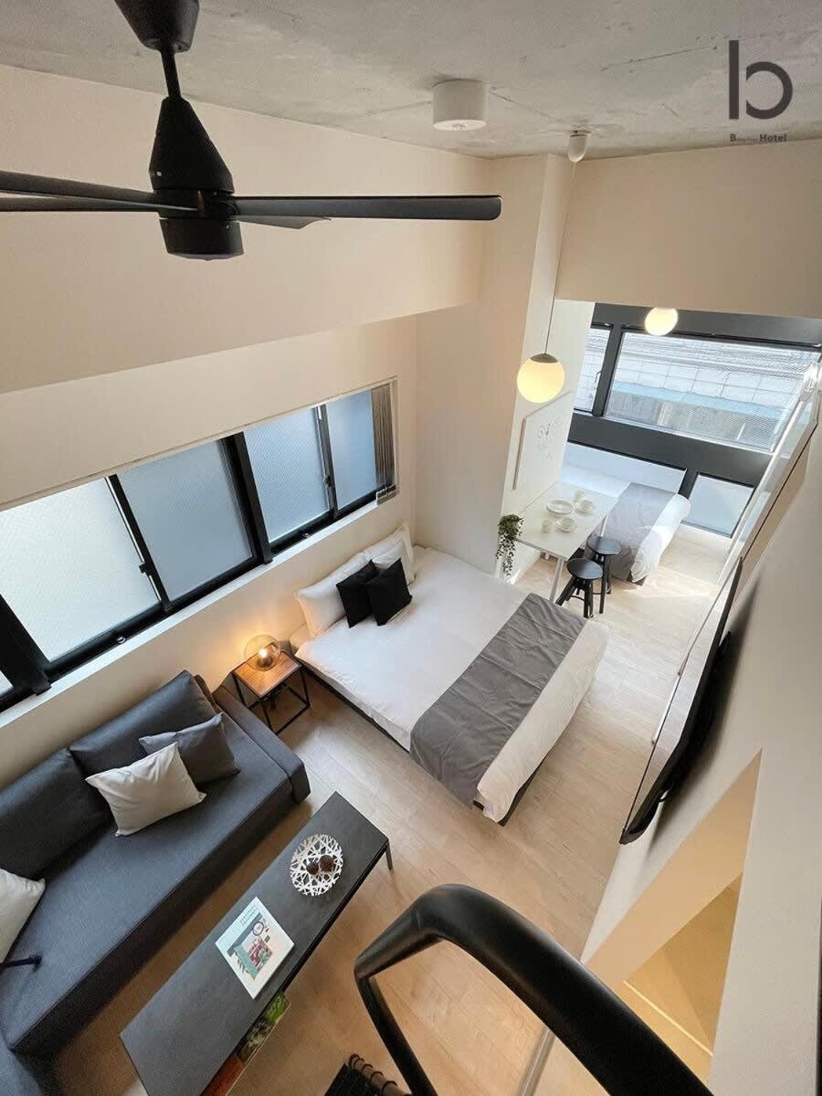 הירושימה Bhotel Nekoyard - Stylish Loft Studio Steps From Peace Park מראה חיצוני תמונה